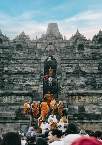 bali-yogyakarta-temples-markets-indonesia